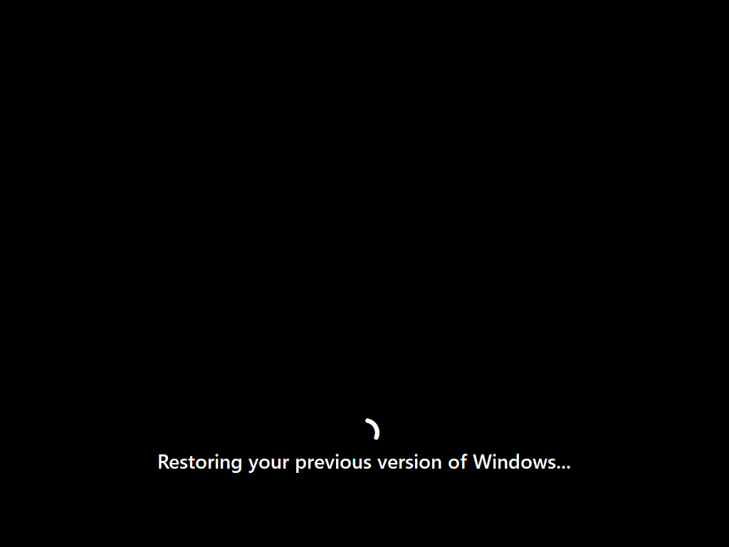 วิธี Downgrade Windows 11 - หน้าจอ Restoring your previous version of Windows